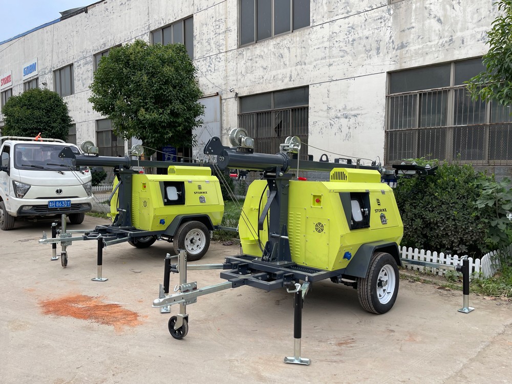 持續交貨中！山東思拓瑞克20臺9米移動照明燈車陸續發貨發往蒙古國